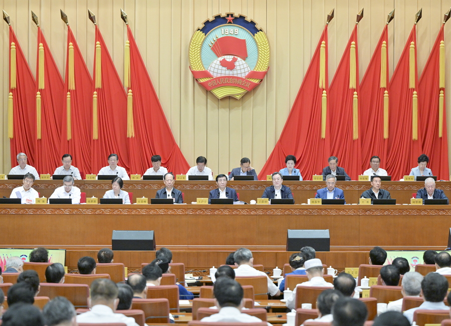 全國(guó)政協(xié)十四屆常委會(huì)第三次會(huì)議開(kāi)幕 王滬寧主持 丁薛祥作報(bào)告