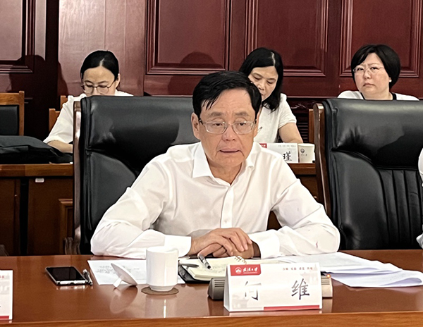 何維在湖北開(kāi)展組織建設(shè)調(diào)研