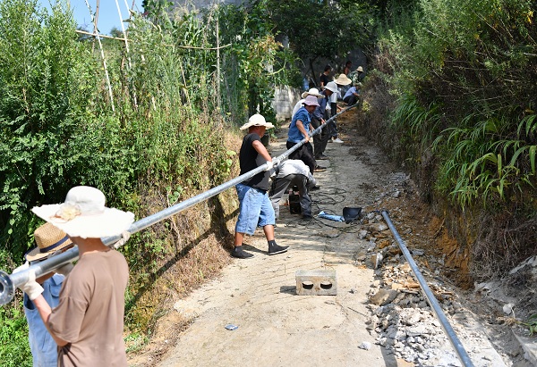 畢節(jié)市納雍縣創(chuàng)新開展&ldquo;三步三會三公開&rdquo;活動紀實