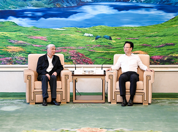 丁仲禮到吉林調(diào)研可再生能源供給消納體系建設工作